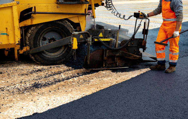 Best Asphalt Driveway Installation  in Oxnard, CA